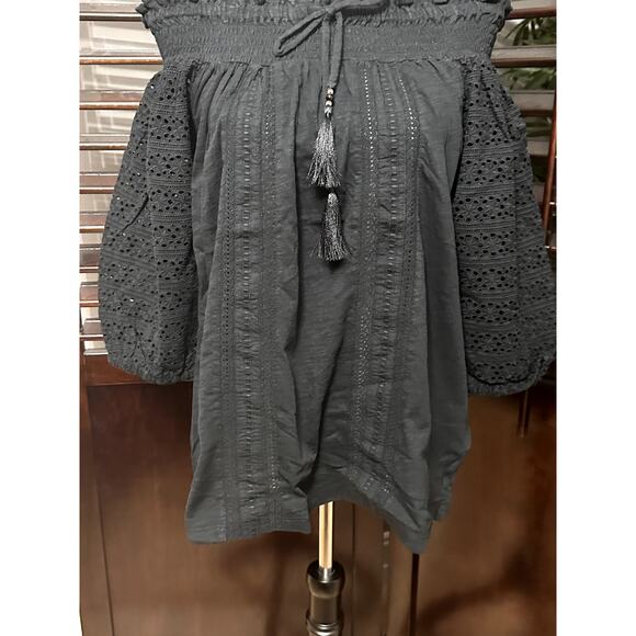 Lauren Ralph Lauren Women's Off Shoulder Eyelet Lace Sleeve M NWT - Picture 4 of 10